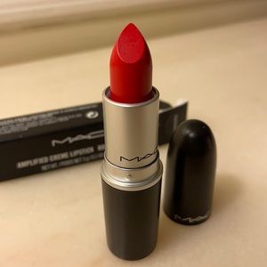 M.A.C Cosmetic Amplified Cream Lipstick POWERHOUSE 3 gm